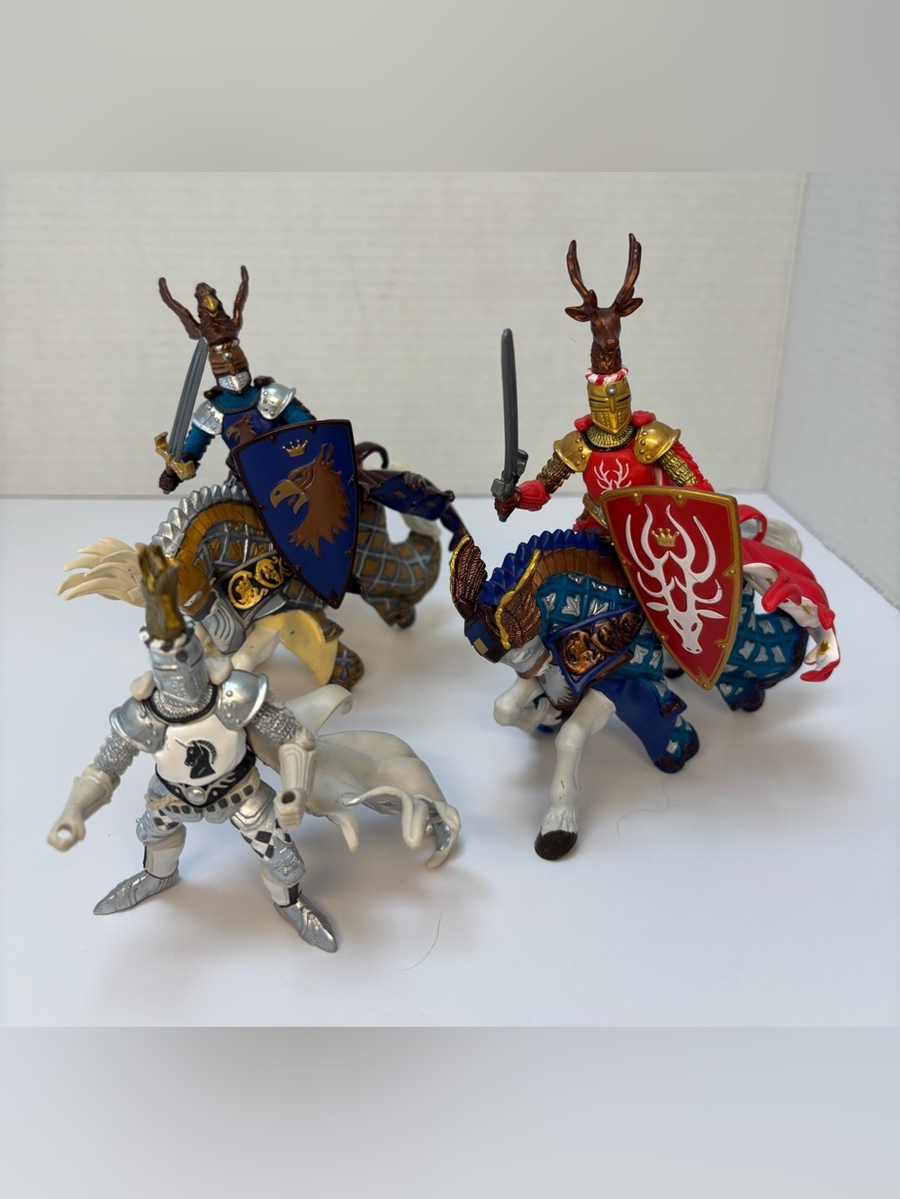 Papo Medieval Knights & Armored Horses 5pc Lot Vintage 2007-2009
